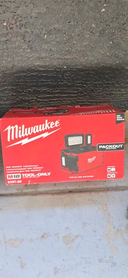 Milwaukee Packout Light Charger