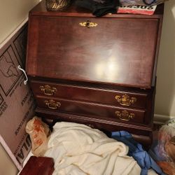 Desk Secretary Type