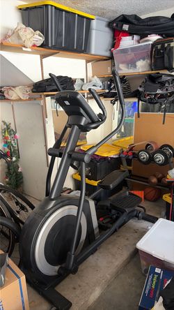 Elliptical Trainer Machine