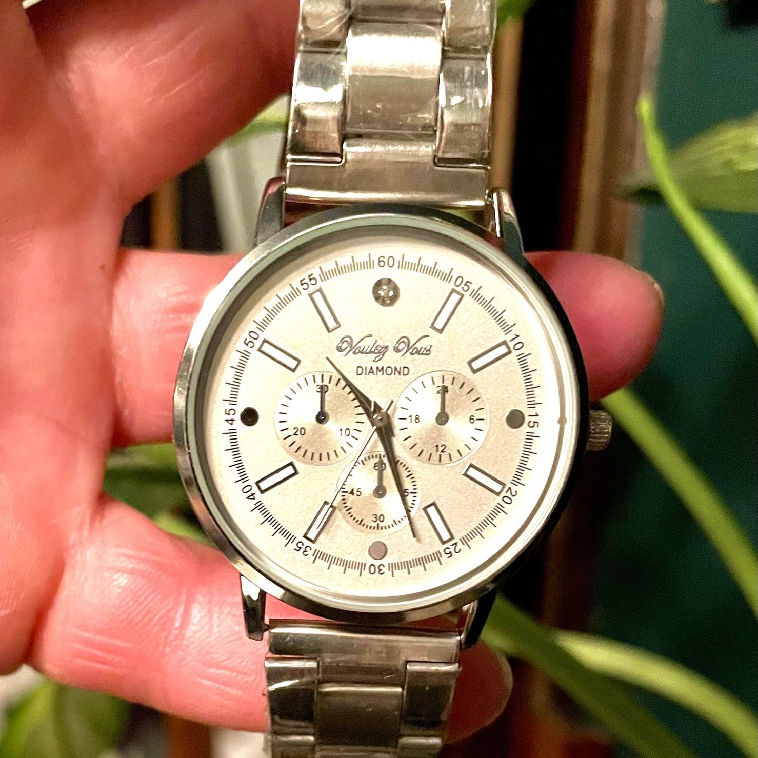 Voulez vous deals diamond watch