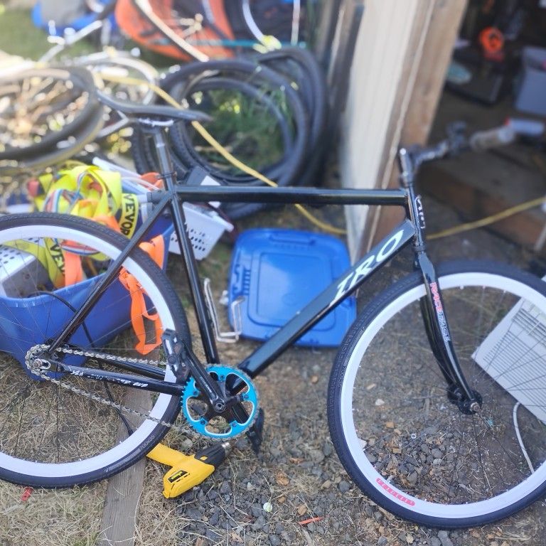 Iro Fixie