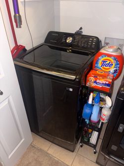 Samsung 4.7-cu ft Washer and 7.4-cu ft Vented Electric Dryer