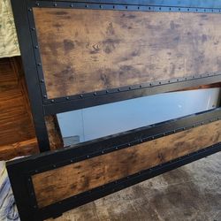 Queen Size Steel Bed Frame 