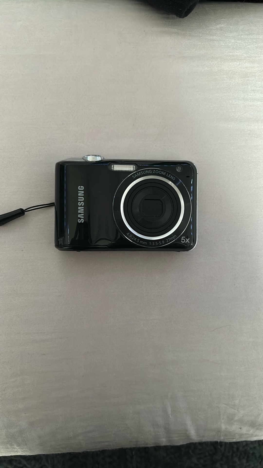 Samsung ES30 digital camera 