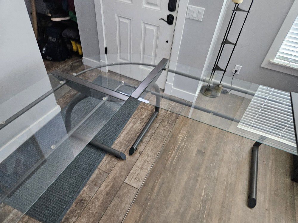 Free glass corner desk - 26x70 
