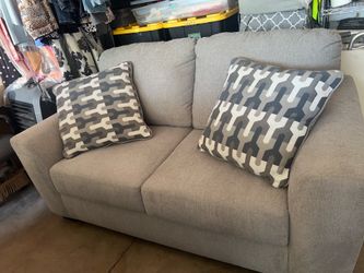 Love seat