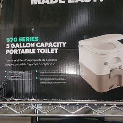  Portable CAMP TOILET  5GAL RESEVOIR Open Box