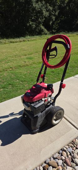 3200 psi  Honda pressure washer