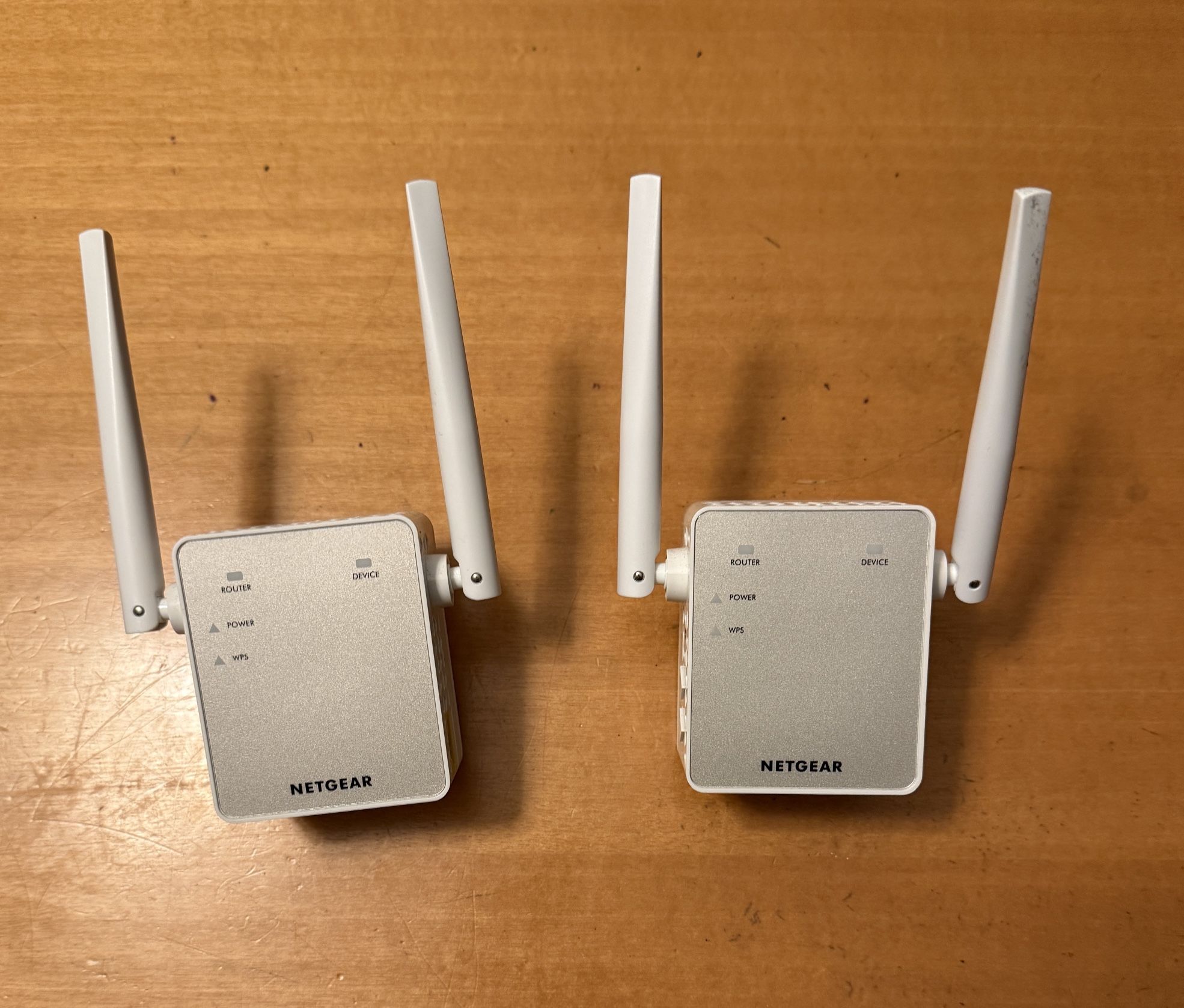 NETGEAR Wi-Fi Range Extender