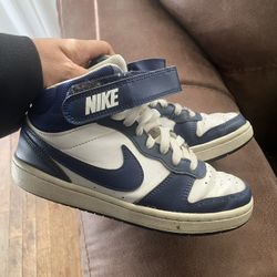 $20, Boys Shoes Size 3.5 