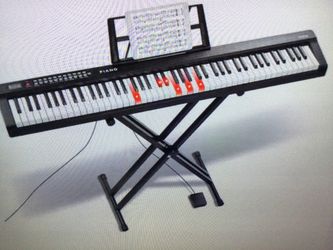 88 KEY DIGITAL PIANO KEYBOARD SEMI WEIGHTED KEYS FULL SIZE ELECTRIC KEYBOARD PIANO SET LIKE BRAND NEW CONDITIN