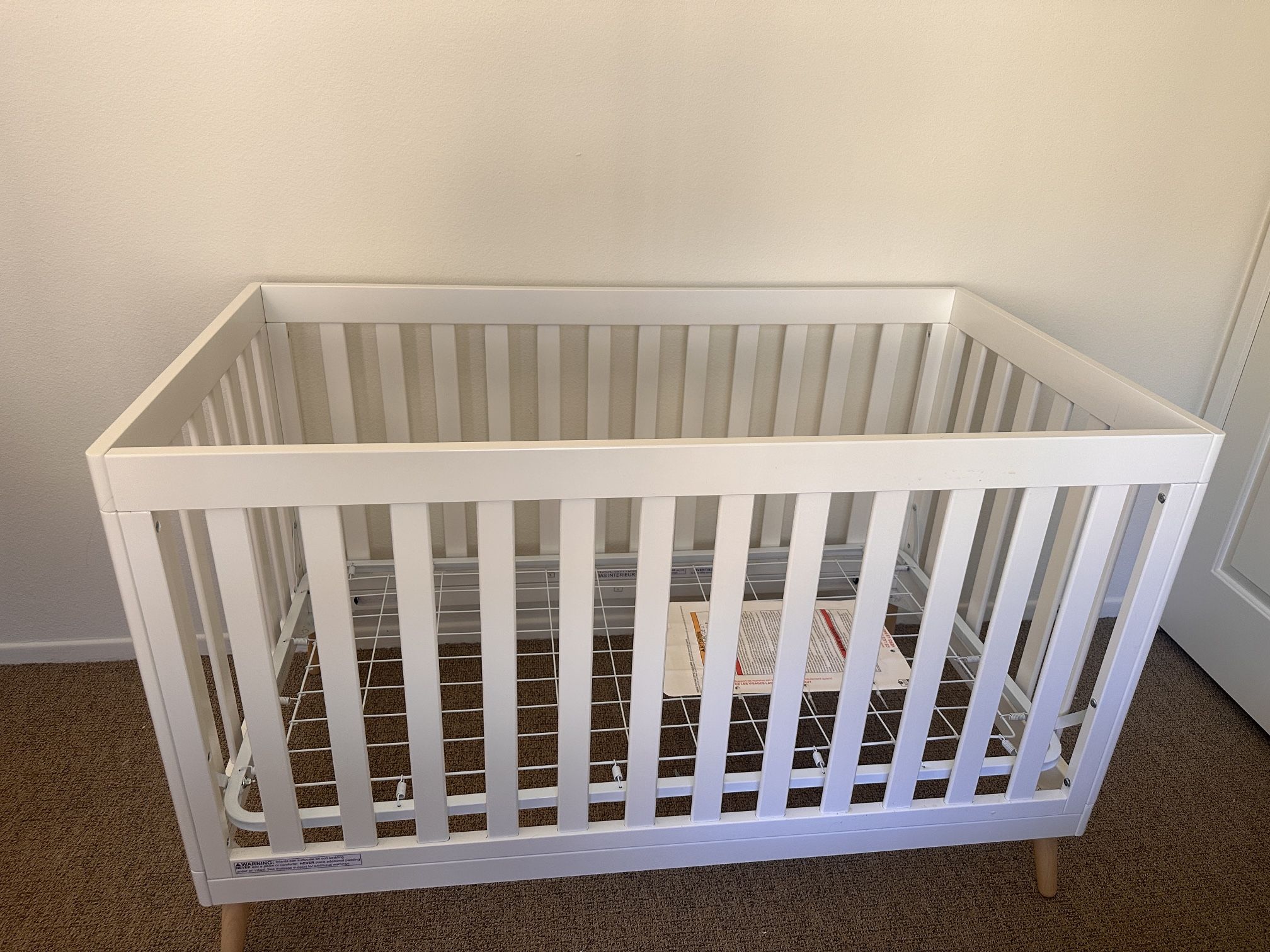 Baby crib With mattress