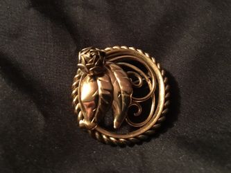 Vintage floral pin