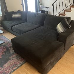 Large Sectional Couch - SUPER Comfy & Clean