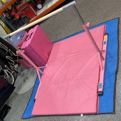 HORIZONTAL JUNIOR GYMNASTICS TRAINING BAR. PINK.  WITH MATT