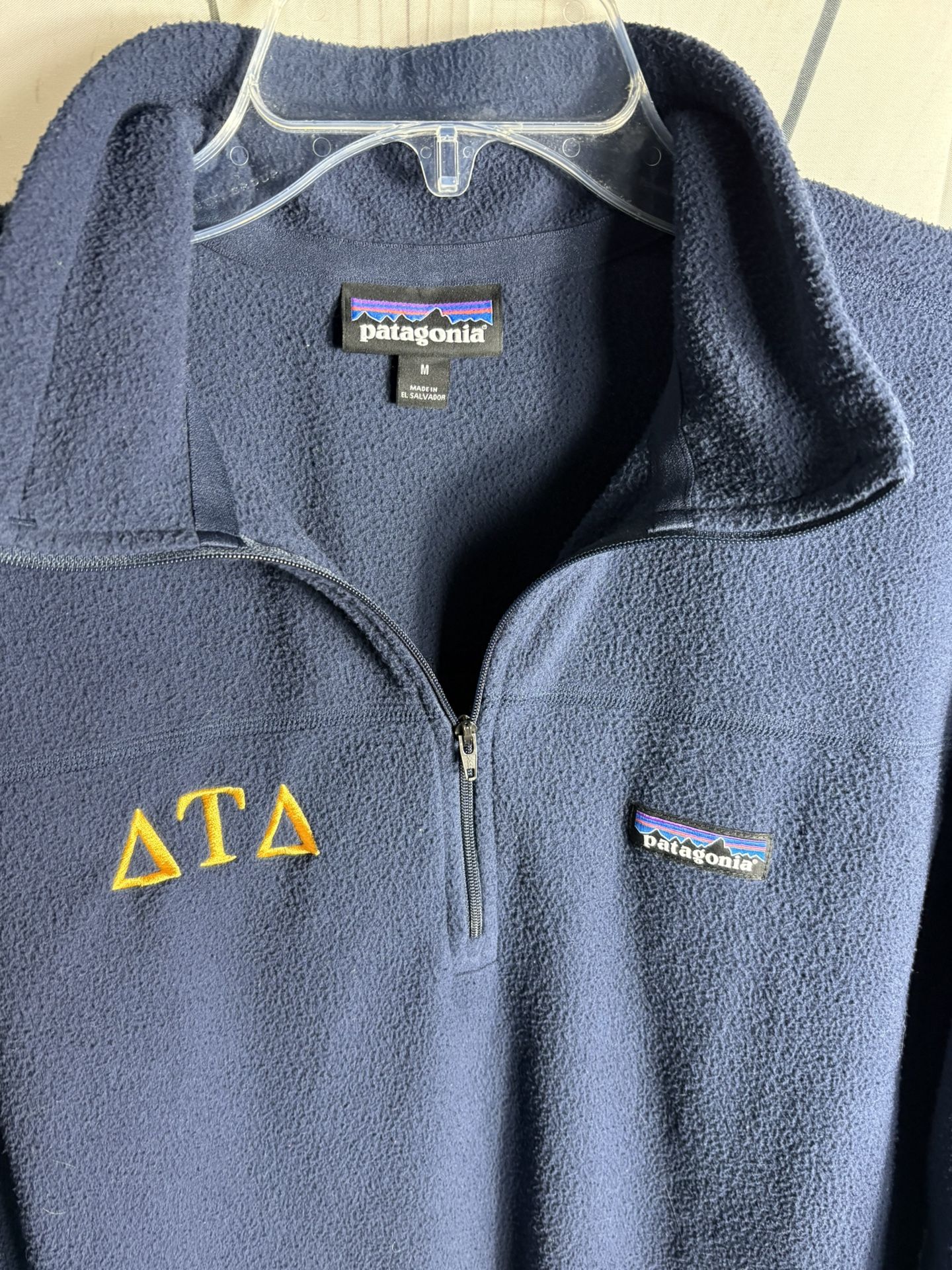 Vintage Retro Delta Tau Delta Greek Fraternity Fleece Sweatshirt 1/4 Zip Front Size Medium