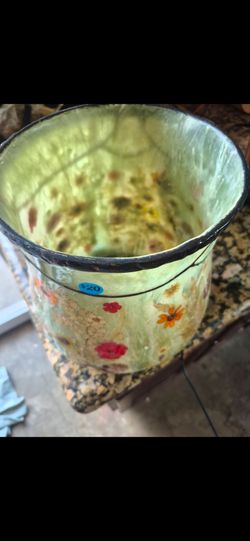 Gorgeous pressed flower Container