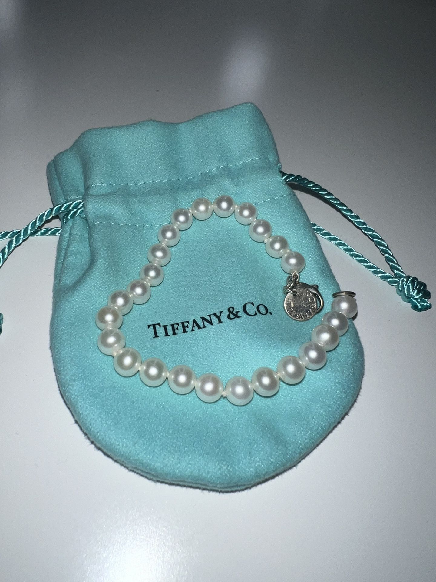 Tiffany & Co. Pearl bracelet 