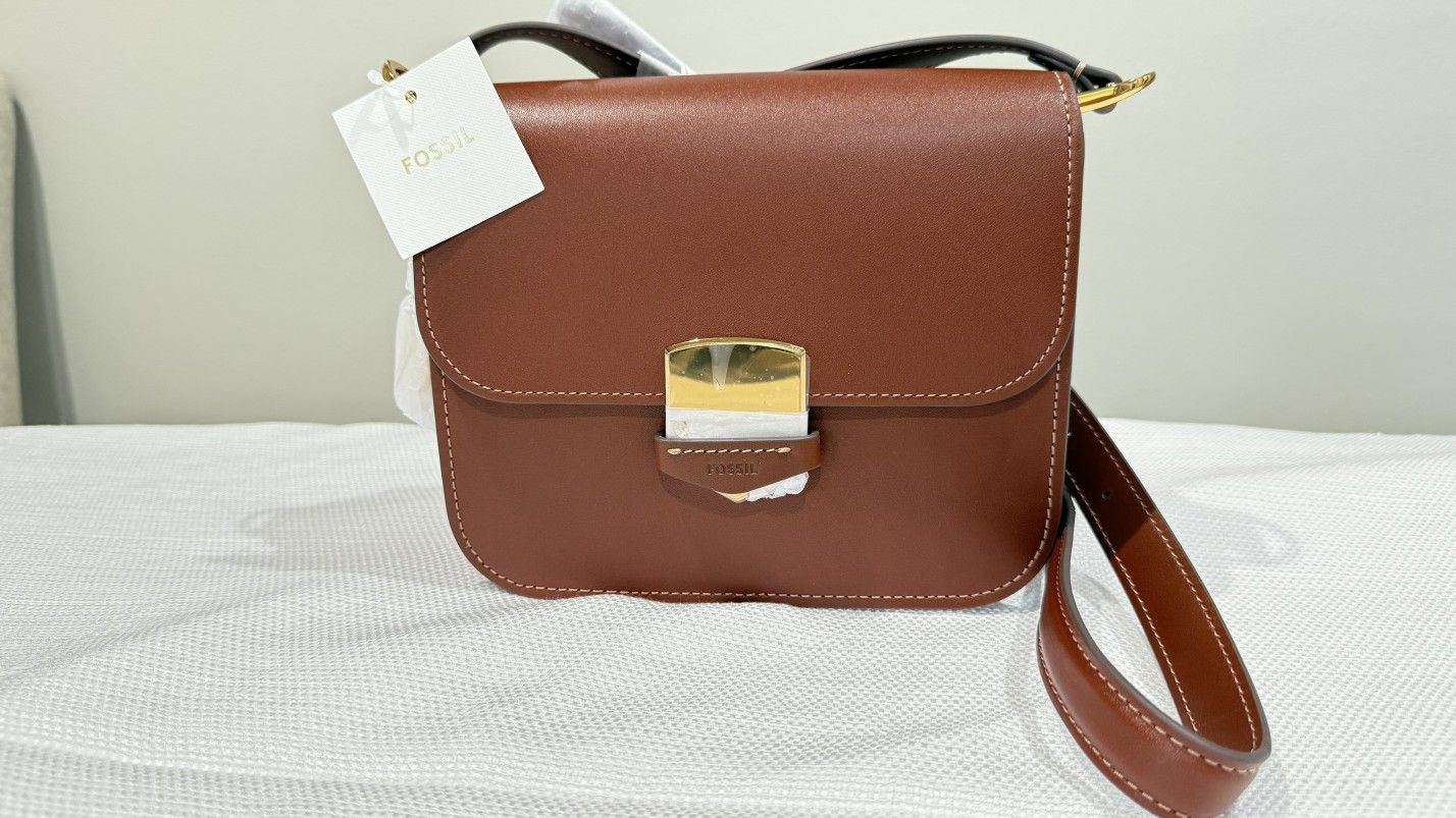 FOSSIL BROWN LENNOX SMALL(new)