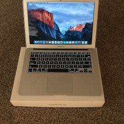 Mac Book Air 13 Inch