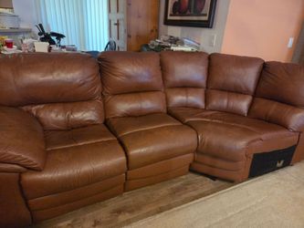 LEATHER SECTIONAL NEED GONE 9/23