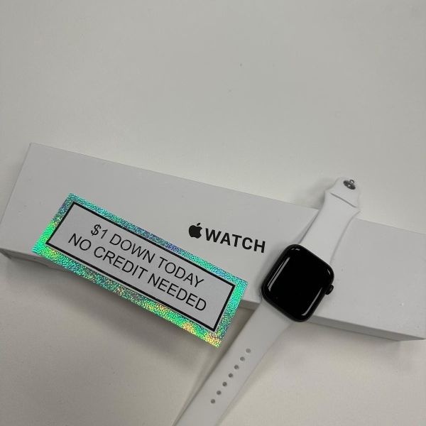 Apple Watch Series 6 - 90 Days Warranty - Pay $1 Down available - No CREDIT NEEDED