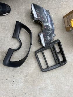 4th Gen Camaro 98-02 Cluster Bezel And Trim