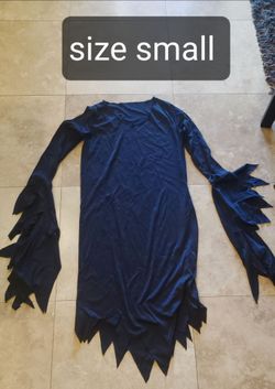Dress costume