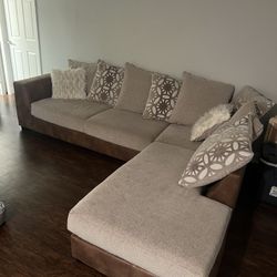 Sectional Couch 
