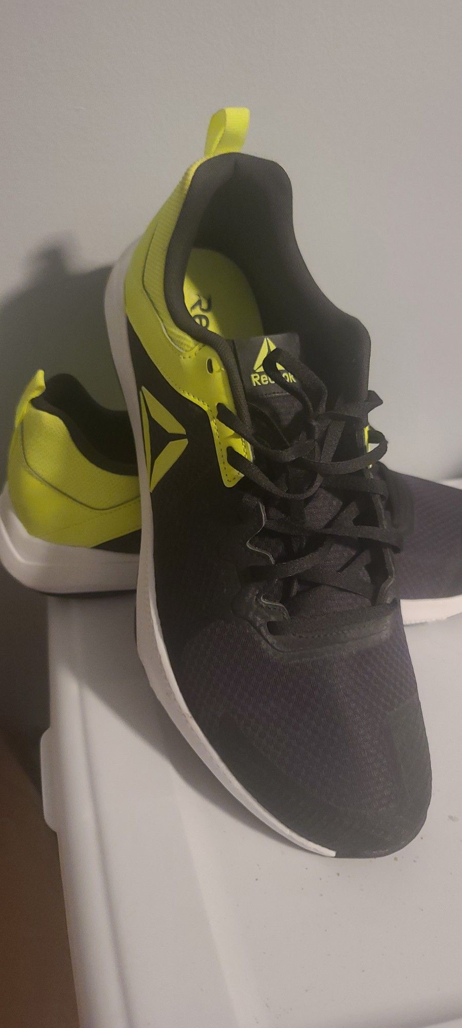 Rebok MENS Running Shoes Sz 13