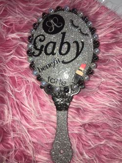 Custom Makeup brushes