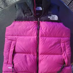 The North Face Ancongoa Vest 700 Like New!