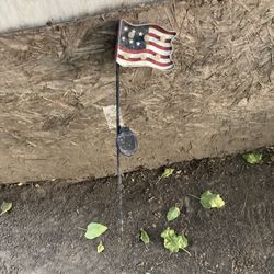 American flag solar light up yard decor