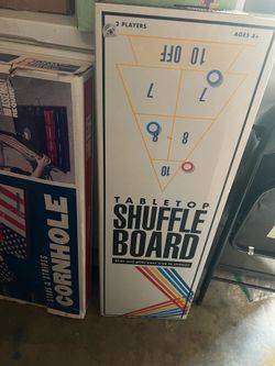 Tabletop shuffle board