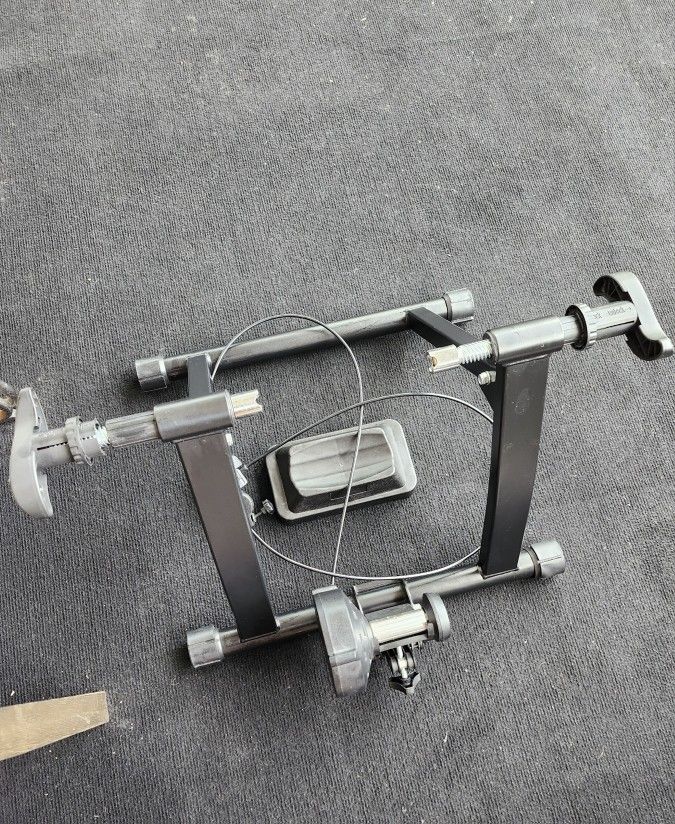Indoor Bike Trainer Roller Stand $30