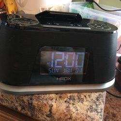 Hdmx am/fm ipod clock radio