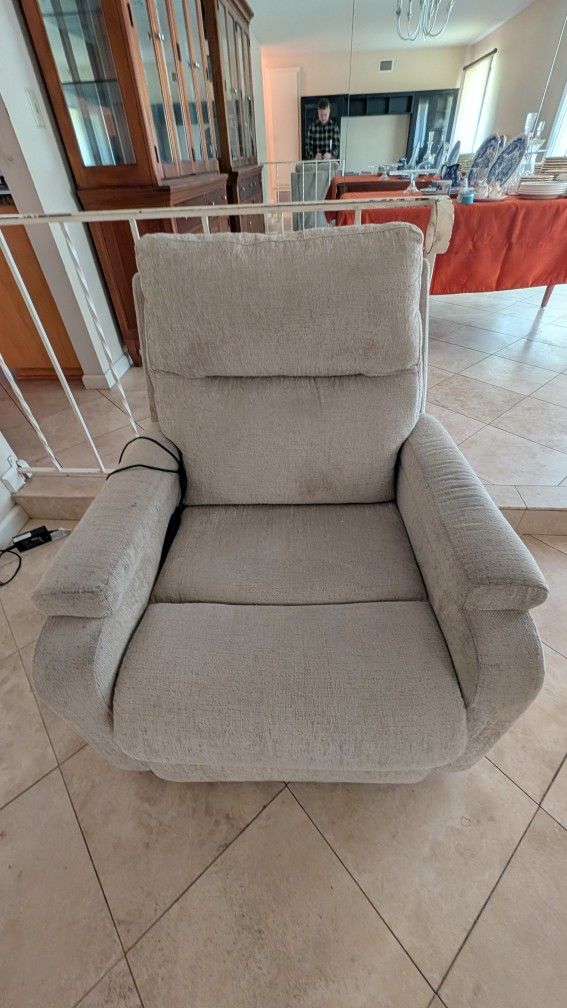 Electric Recliner
