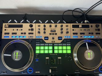 Pioneer DJ DDJ-REV7 DJ Controller limited edition gold