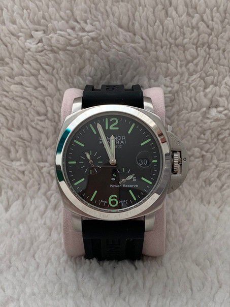 Watch - Brand New Men's Wrist Watch - Black Dial - Black Rubber Strap - Automatic Watch