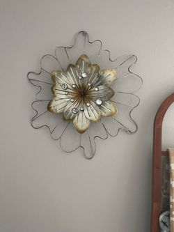 Metal wall decor