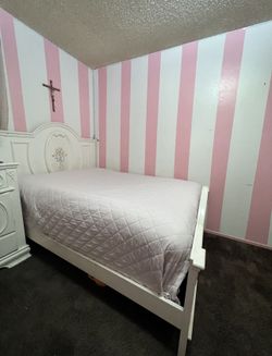 Bed Room Set