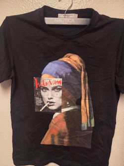 GIVENCHY Men's Girl Wearing Pearl Earrings Printed Short Sleeve T Shirts Summer Casual Cotton Hip Hop Top Tees Fashion Streetwear Tshirts size M
