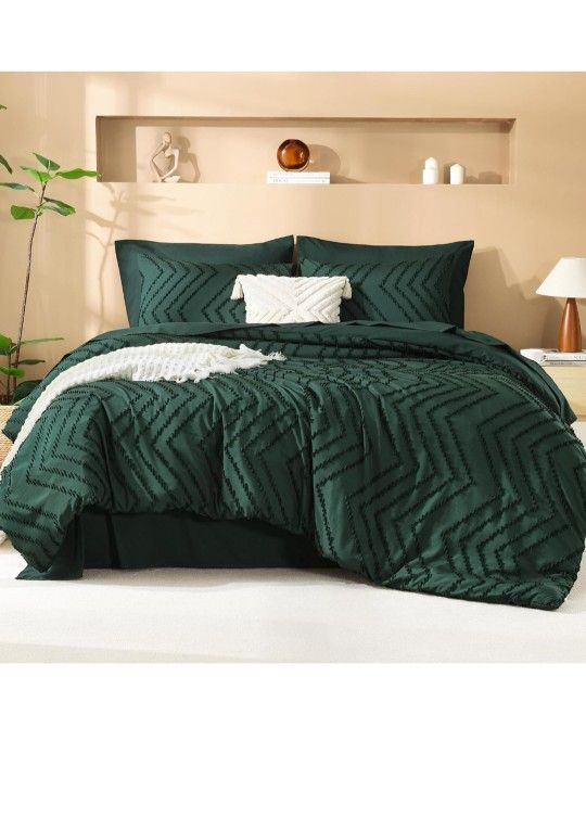 Litanika Comforters Queen Size Set with Sheets Dark Emerald Green - 7 Pieces Bed in a Bag Queen Chevron Tufted Complete Beddding Sets with Comforter,