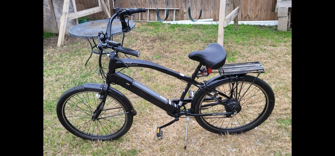 Hyper EBike Cruiser 36v 250w Rear Hub Motor