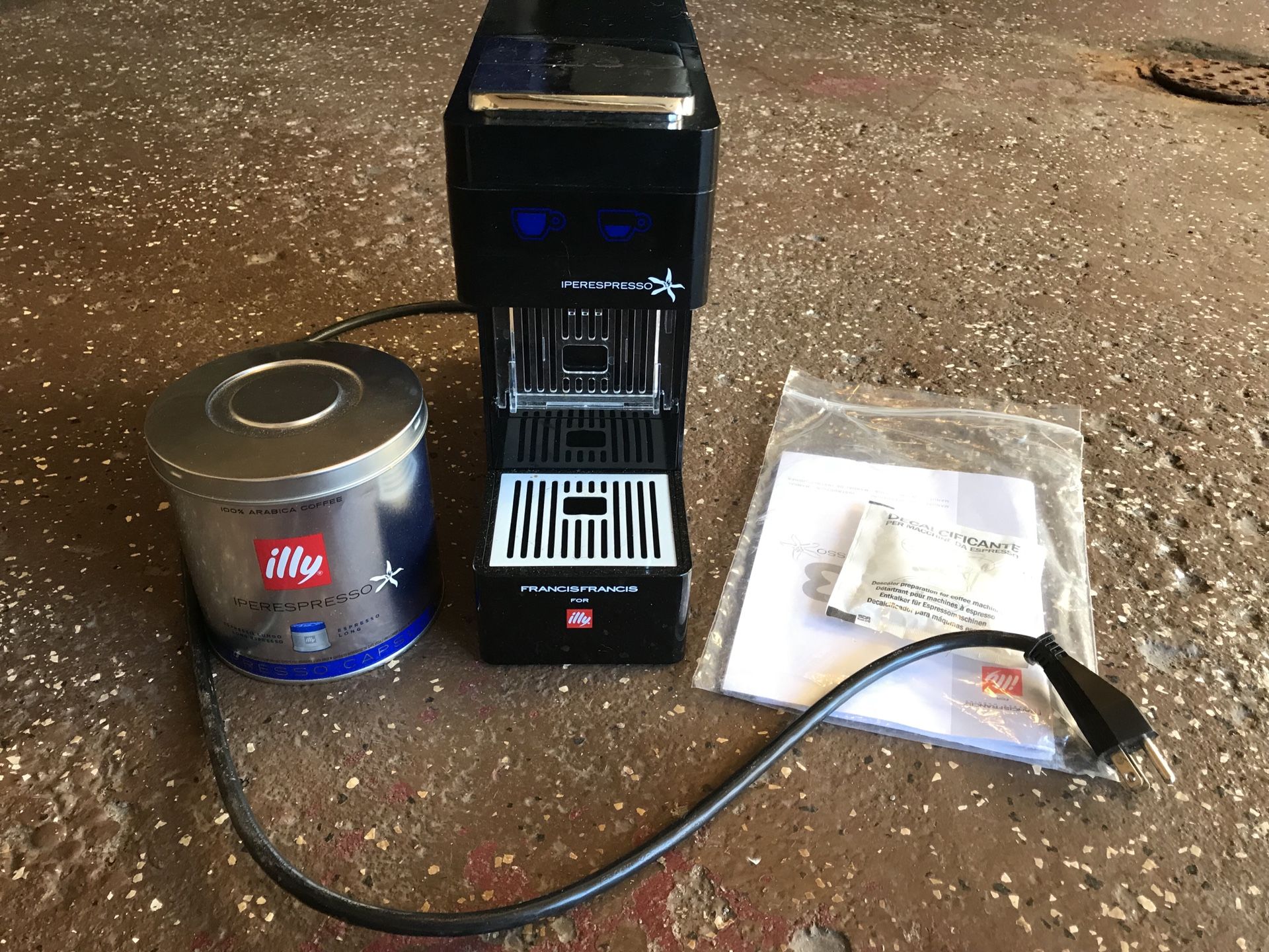 Coffee maker (illy)