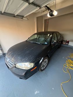 2000 Nissan Maxima