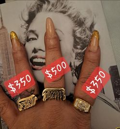 Yellow gold jewelry