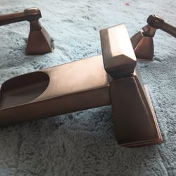 Beautiful Brass Sink Faucet 