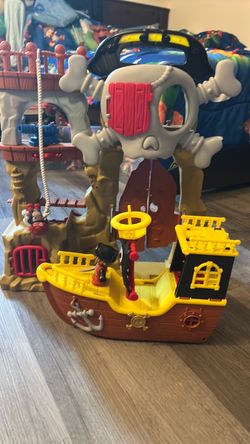 Imaginext Pirate playset