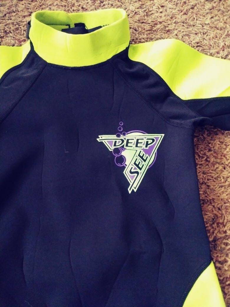 Deep See Wetsuit childrens sz m
